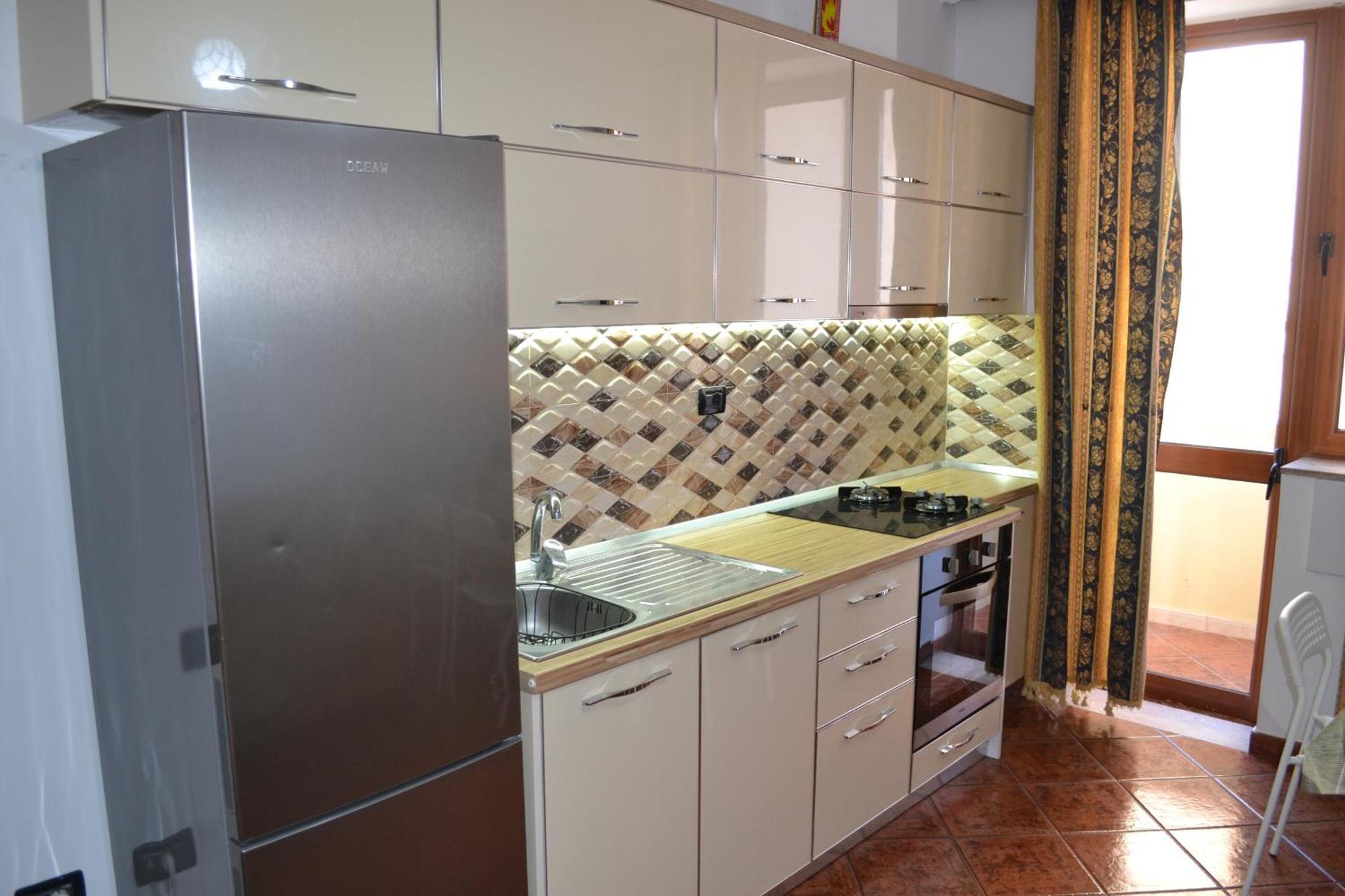Central 5 Bedrooms Apartment Partial Seaview Vlore Exterior photo